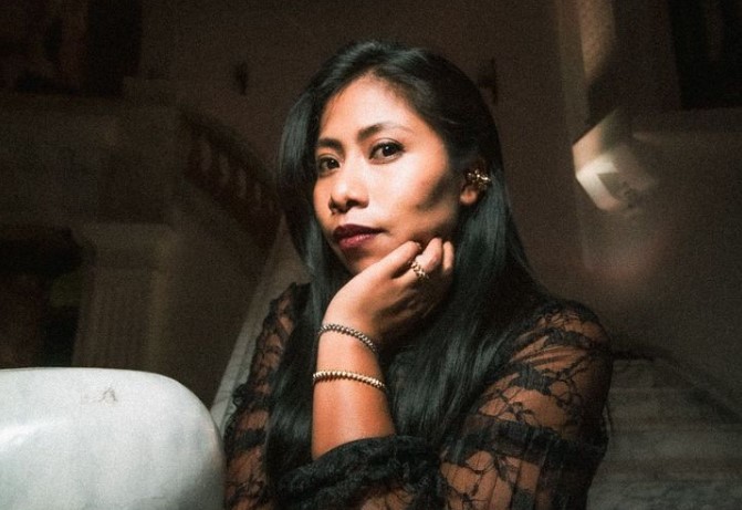 Yalitza Aparicio va a terapia para sobreponerse a las críticas